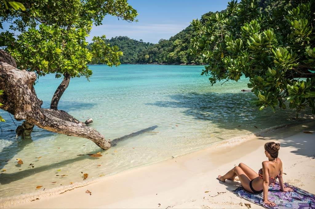 Donald Duck Bay → Koh Tachai