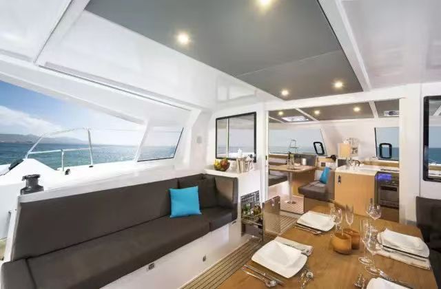 Boat photo 16
