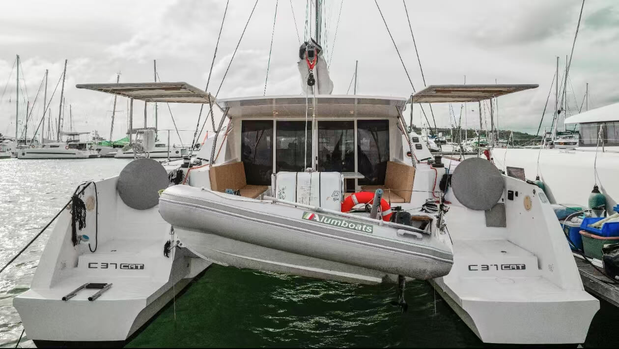 Boat photo 3